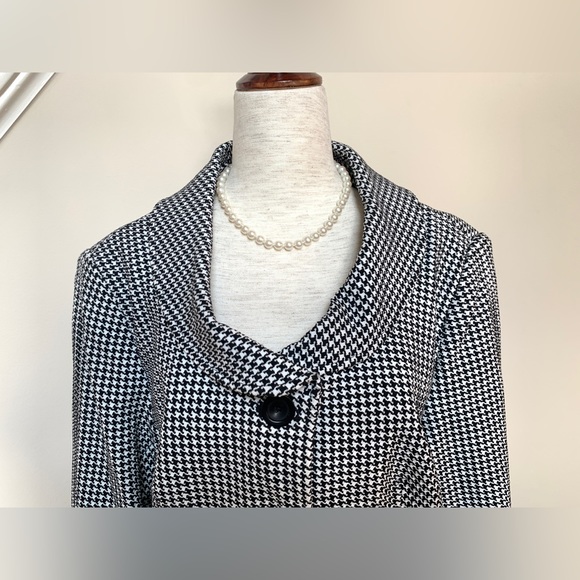 NWT KAY UNGER Houndstooth Blazer - Picture 4 of 9